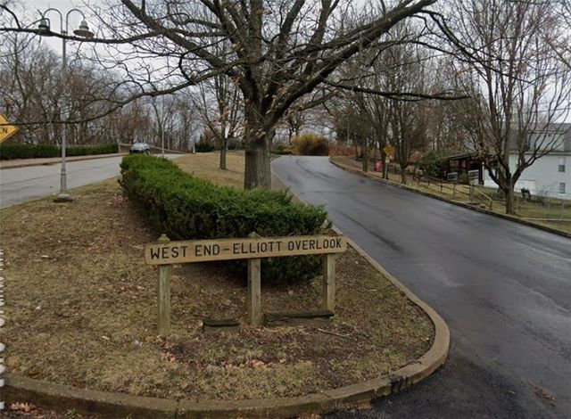 513 Lorenz Ave, Elliott, PA 15220