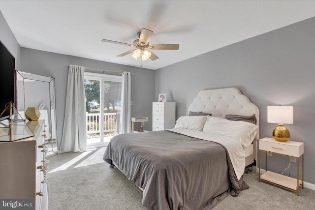 200 GREENLEAF RD, York, PA 17406