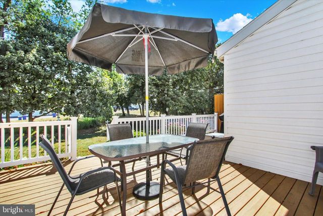 200 GREENLEAF RD, York, PA 17406