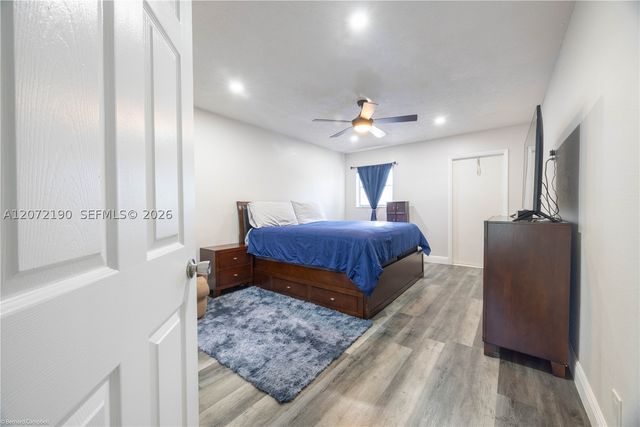 8002 Lagos De Campo Blvd B-303, Tamarac, FL 33321