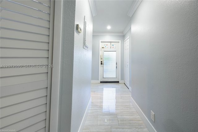 8002 Lagos De Campo Blvd B-303, Tamarac, FL 33321
