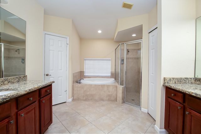 555 SE Nome Drive, Port St Lucie, FL 34984