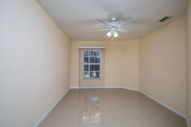 555 SE Nome Drive, Port St Lucie, FL 34984