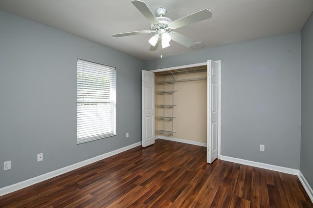 555 SE Nome Drive, Port St Lucie, FL 34984