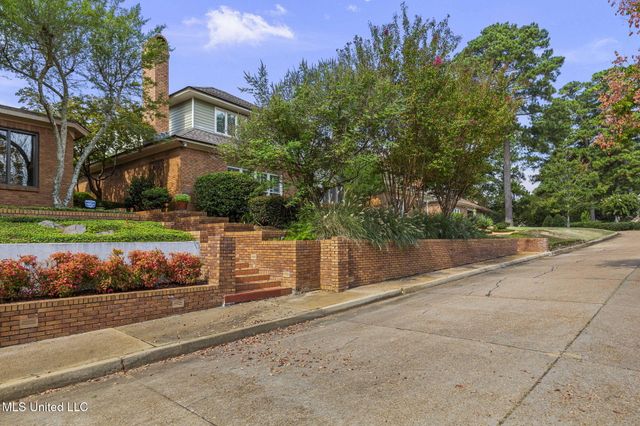 203 Winter Teal Court, Madison, MS 39110