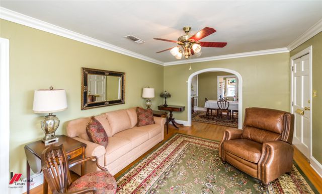 284 Carrollton Avenue, Shreveport, LA 71105