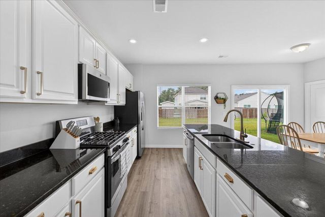 107 Oldenburg Drive, Summerville, SC 29486