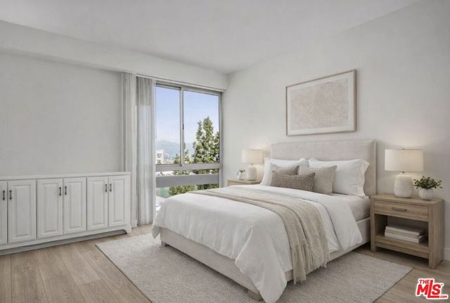 320 N Maple Drive PH-605, Beverly Hills, CA 90210