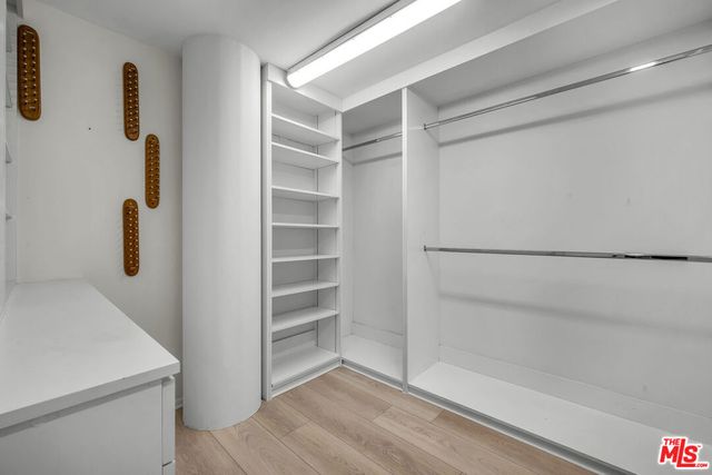 320 N Maple Drive PH-605, Beverly Hills, CA 90210