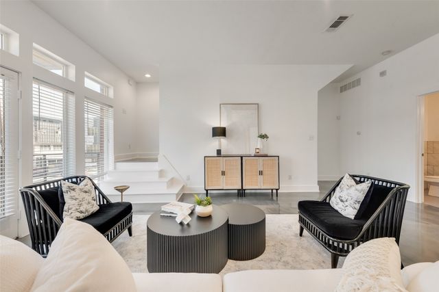 5711 Ross Avenue 2, Dallas, TX 75206