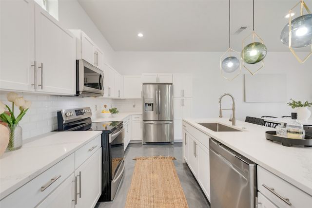 5711 Ross Avenue 2, Dallas, TX 75206