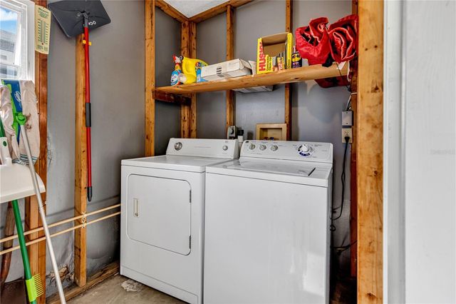 1514 E SCHWARTZ BOULEVARD, Lady Lake, FL 32159