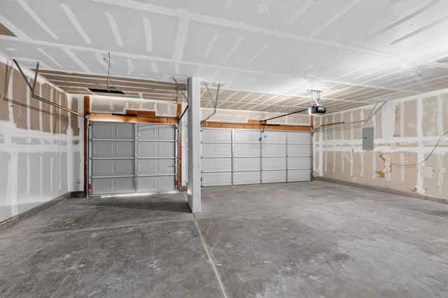 3827 Tundra Swan Court NW, Albuquerque, NM 87120