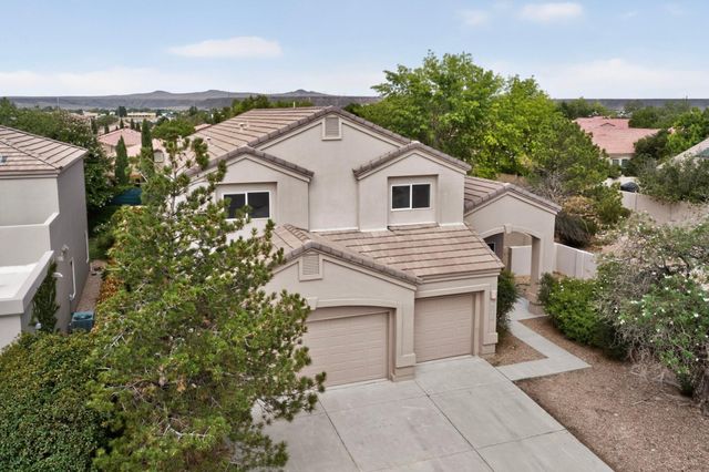 3827 Tundra Swan Court NW, Albuquerque, NM 87120