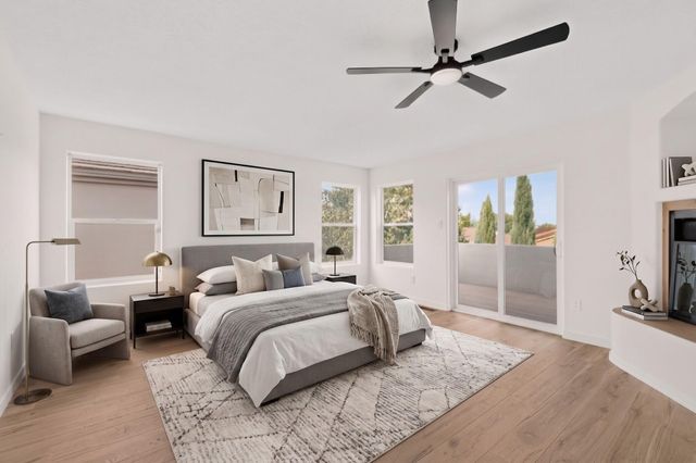 3827 Tundra Swan Court NW, Albuquerque, NM 87120