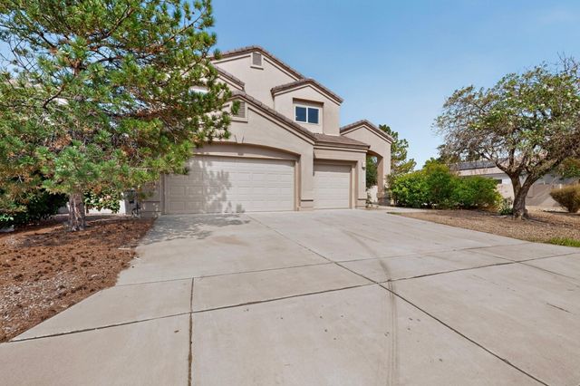 3827 Tundra Swan Court NW, Albuquerque, NM 87120