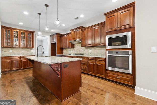 1031 Greenwood Circle, Madison, GA 30650