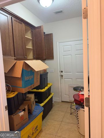 202 Waters Edge Drive, Kingsland, GA 31548