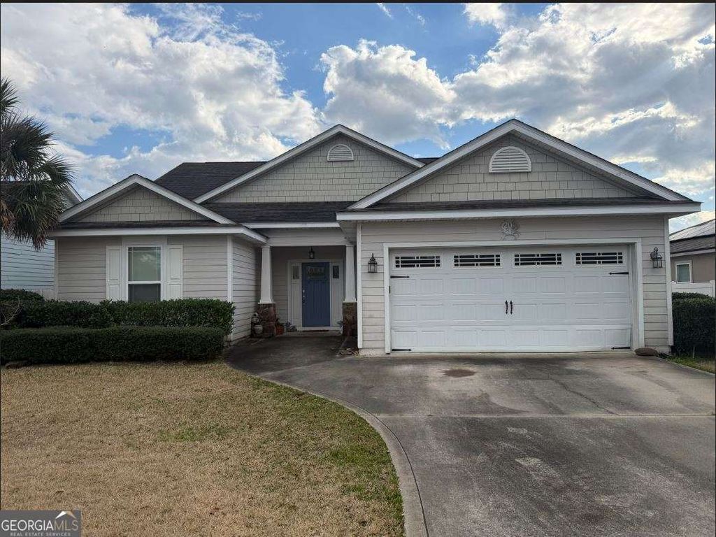 202 Waters Edge Drive, Kingsland, GA 31548