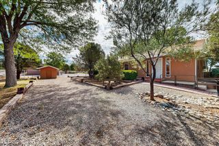 3 Orona Road, Los Lunas, NM 87031