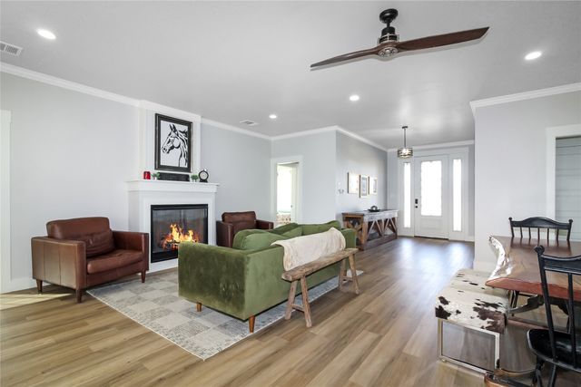 10166 Fm 3094, Scurry, TX 75158