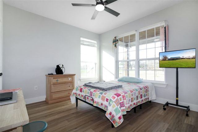 10166 Fm 3094, Scurry, TX 75158