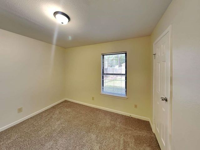 7 Redberry Court, Spring, TX 77381