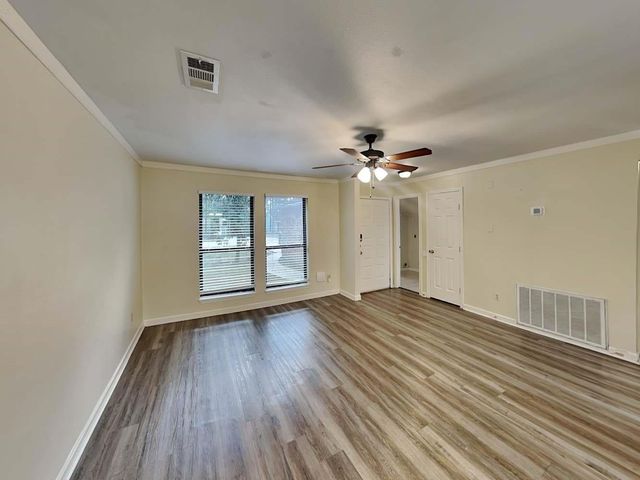 7 Redberry Court, Spring, TX 77381