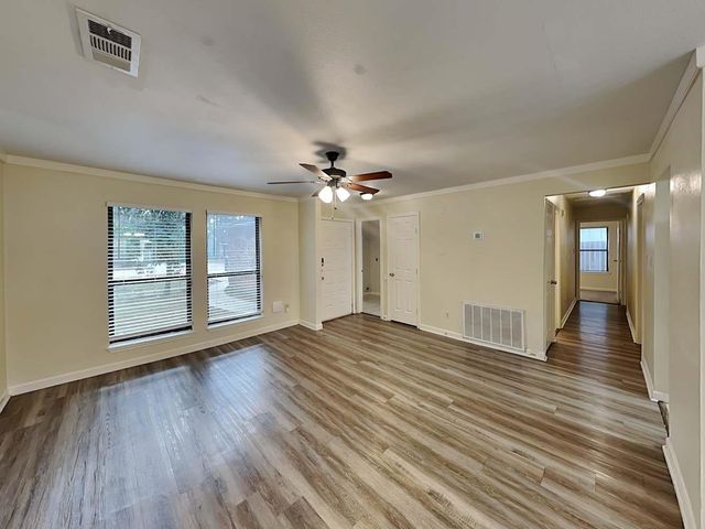 7 Redberry Court, Spring, TX 77381