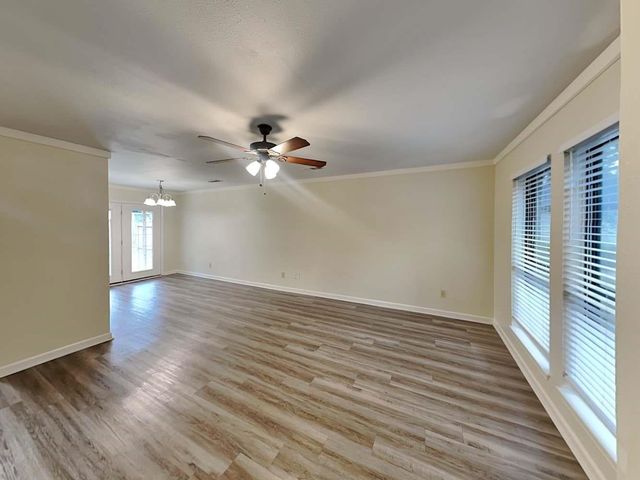 7 Redberry Court, Spring, TX 77381