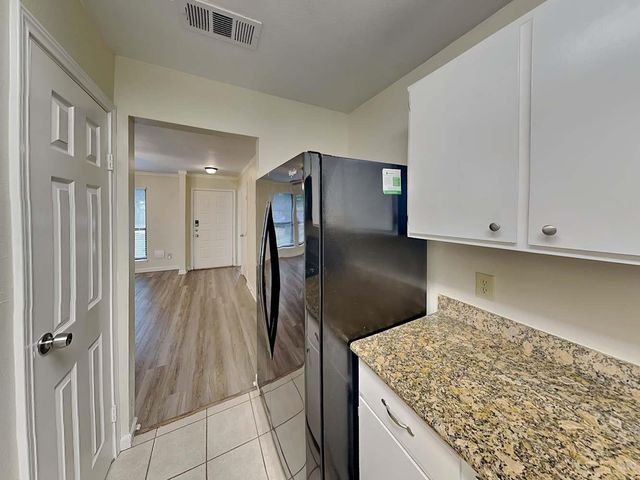 7 Redberry Court, Spring, TX 77381