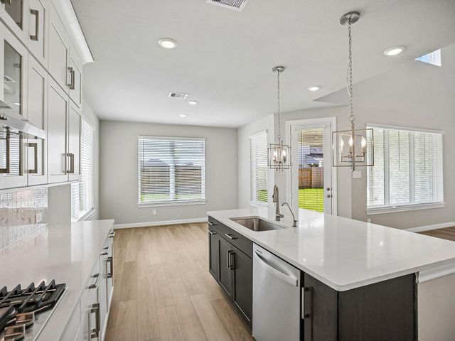 6108 Golden Plover Lane, Pearland, TX 77584