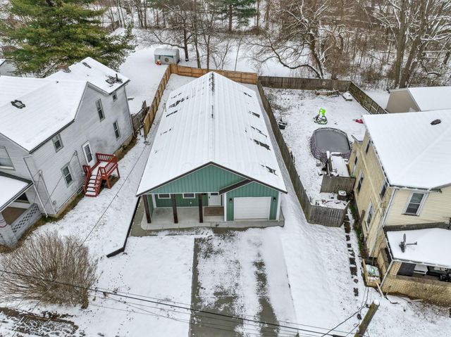 20 Bolen Avenue, Newark, OH 43055