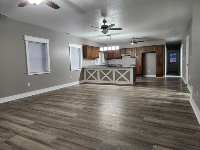 20 Bolen Avenue, Newark, OH 43055