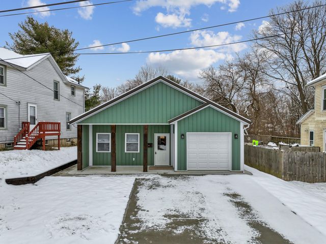 20 Bolen Avenue, Newark, OH 43055