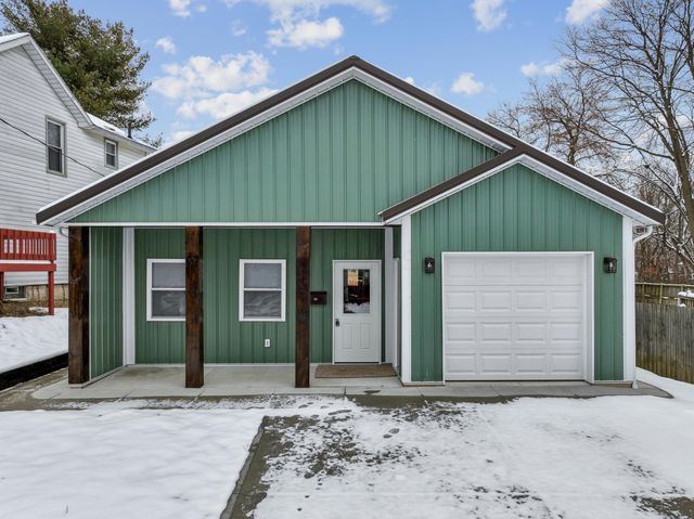 20 Bolen Avenue, Newark, OH 43055