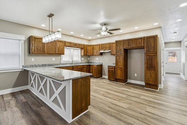 20 Bolen Avenue, Newark, OH 43055