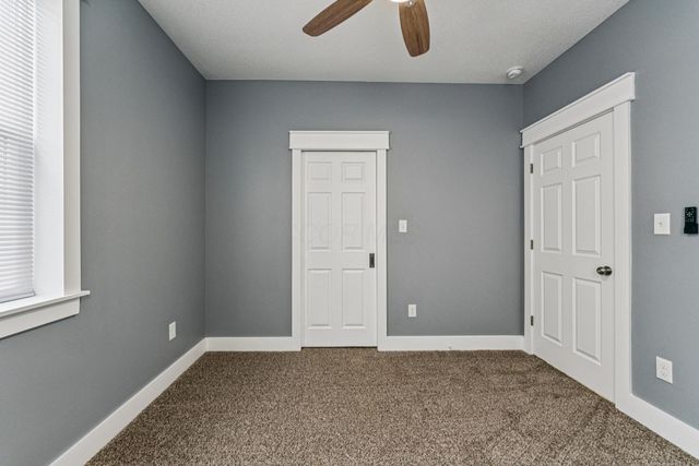 20 Bolen Avenue, Newark, OH 43055