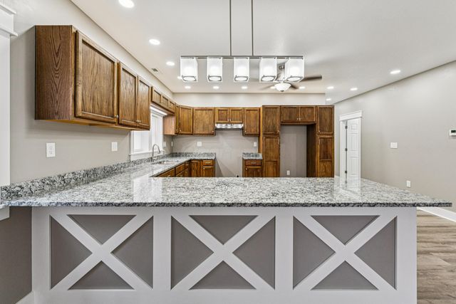 20 Bolen Avenue, Newark, OH 43055