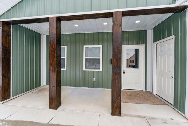 20 Bolen Avenue, Newark, OH 43055