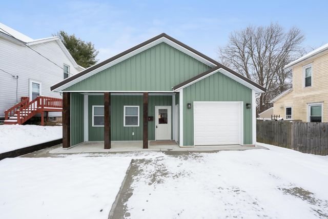 20 Bolen Avenue, Newark, OH 43055