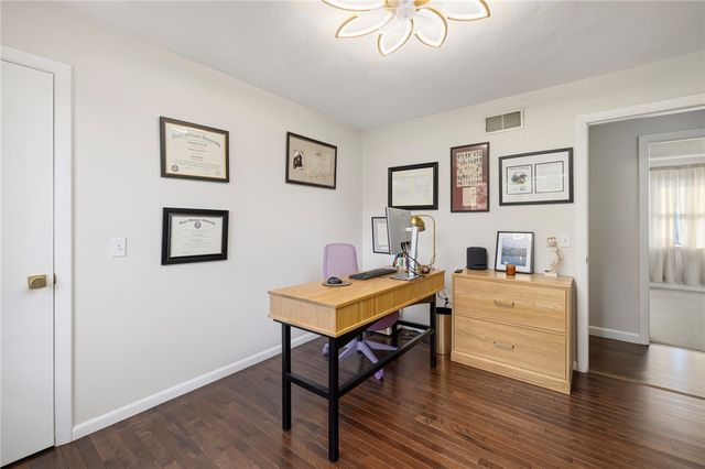 21 Lynde Street, Providence, RI 02908