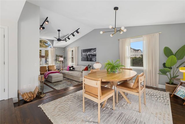 21 Lynde Street, Providence, RI 02908