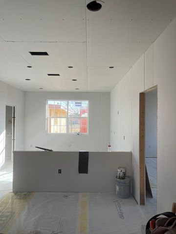 301 N 1st Street, Mertzon, TX 76941