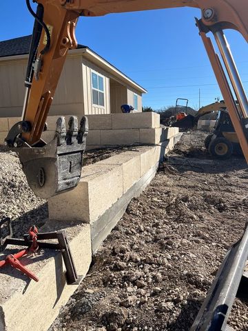 301 N 1st Street, Mertzon, TX 76941