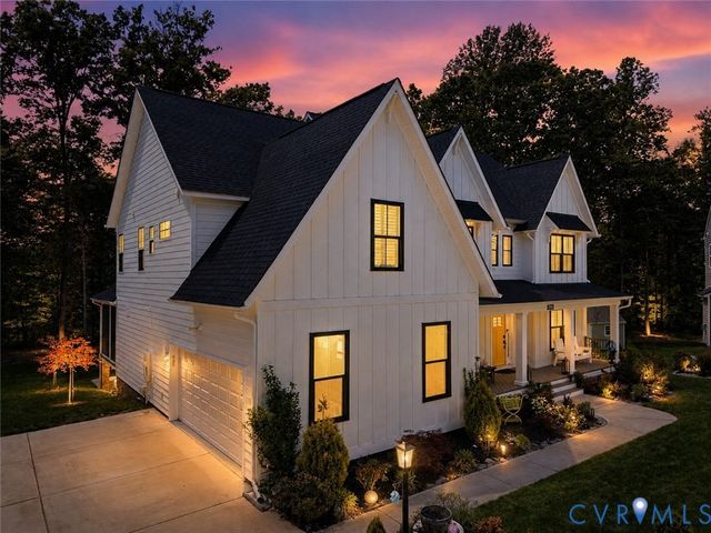 5406 Swift Fox Pl, Moseley, VA 23120