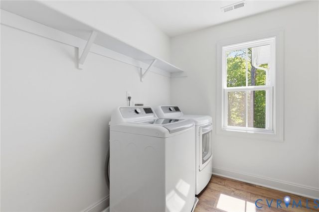 5406 Swift Fox Pl, Moseley, VA 23120