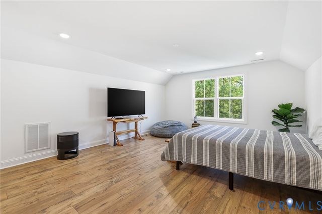 5406 Swift Fox Pl, Moseley, VA 23120