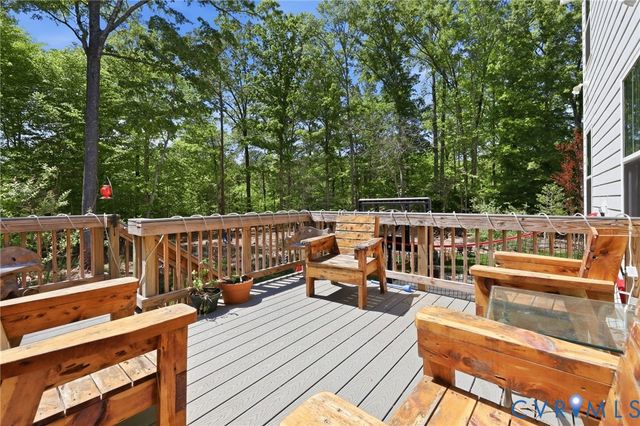 5406 Swift Fox Pl, Moseley, VA 23120