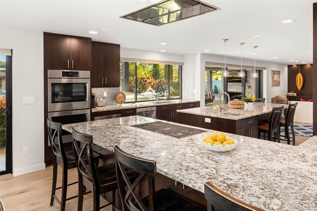 12 Columbia Key, Bellevue, WA 98006
